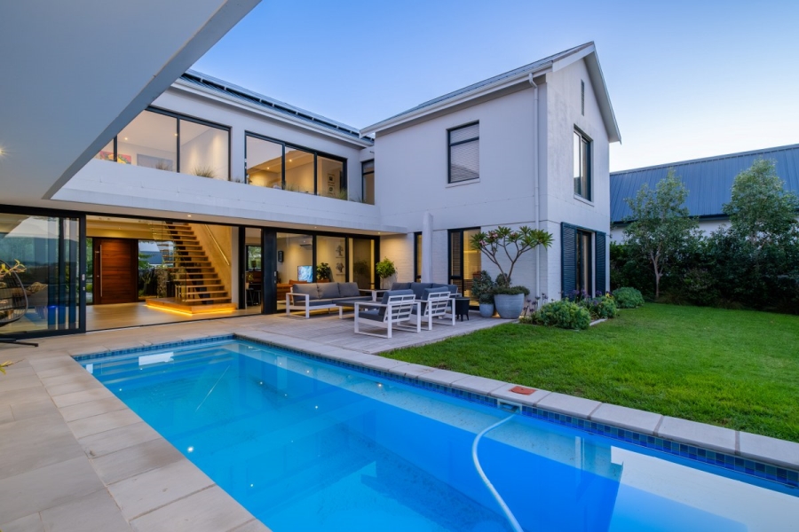 5 Bedroom Property for Sale in Val De Vie Estate Western Cape